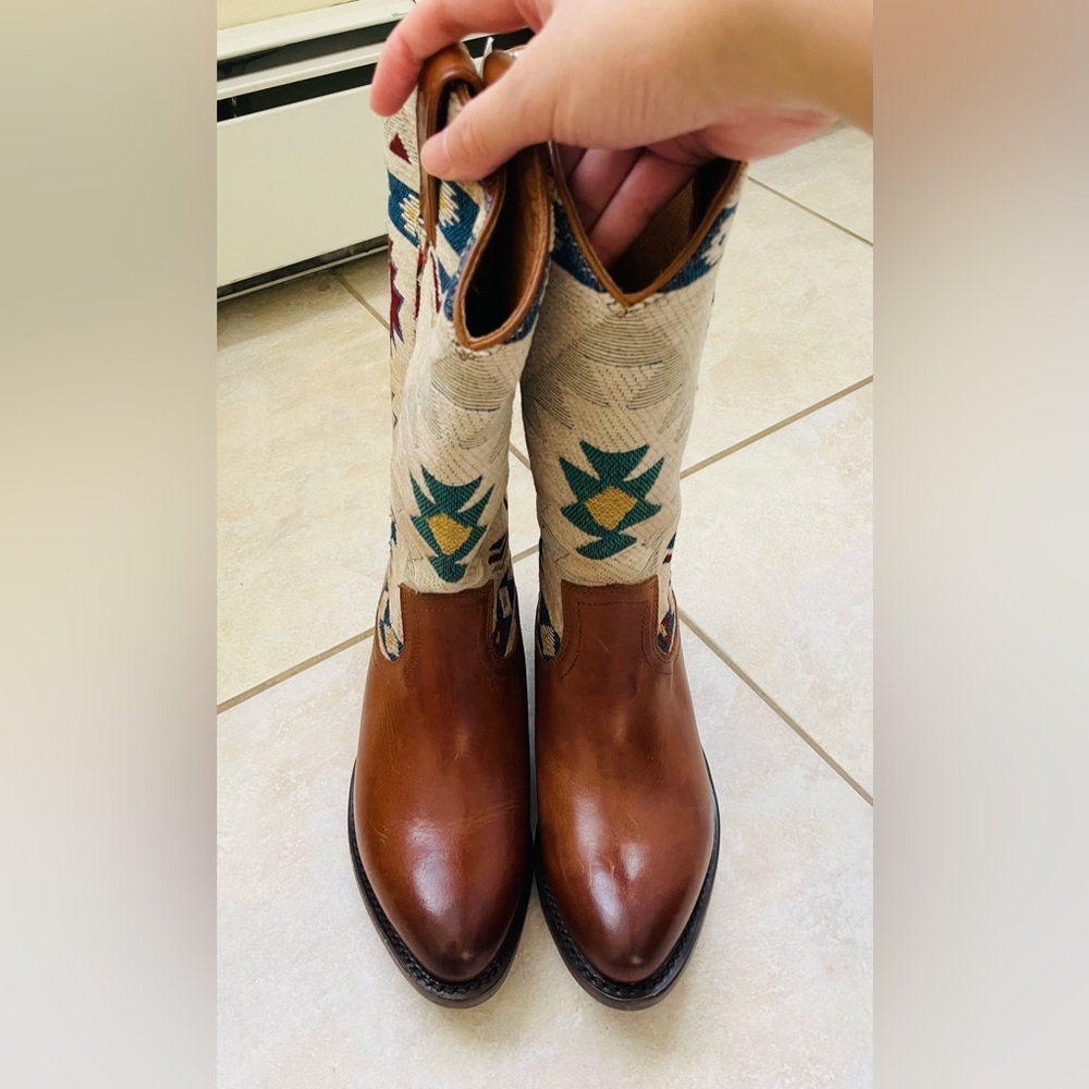 NWOB $378 FRYE BILLY PULL ON SOUTHWEST size 7 - Picture 6 of 12